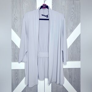 103. Susan Graver Artisan Cardigan Women’s Size 3X Gray Open Drape Flowy